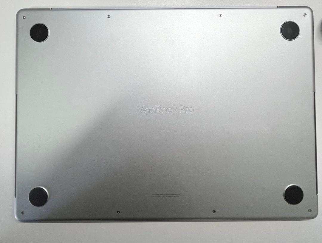 MacBook Pro M4 メモリ32GB SSD512GB 14インチ