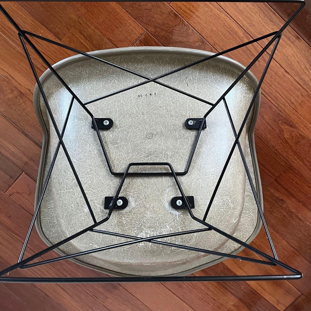 Herman Miller イームズ アームシェルチェア ジラルドファブリック