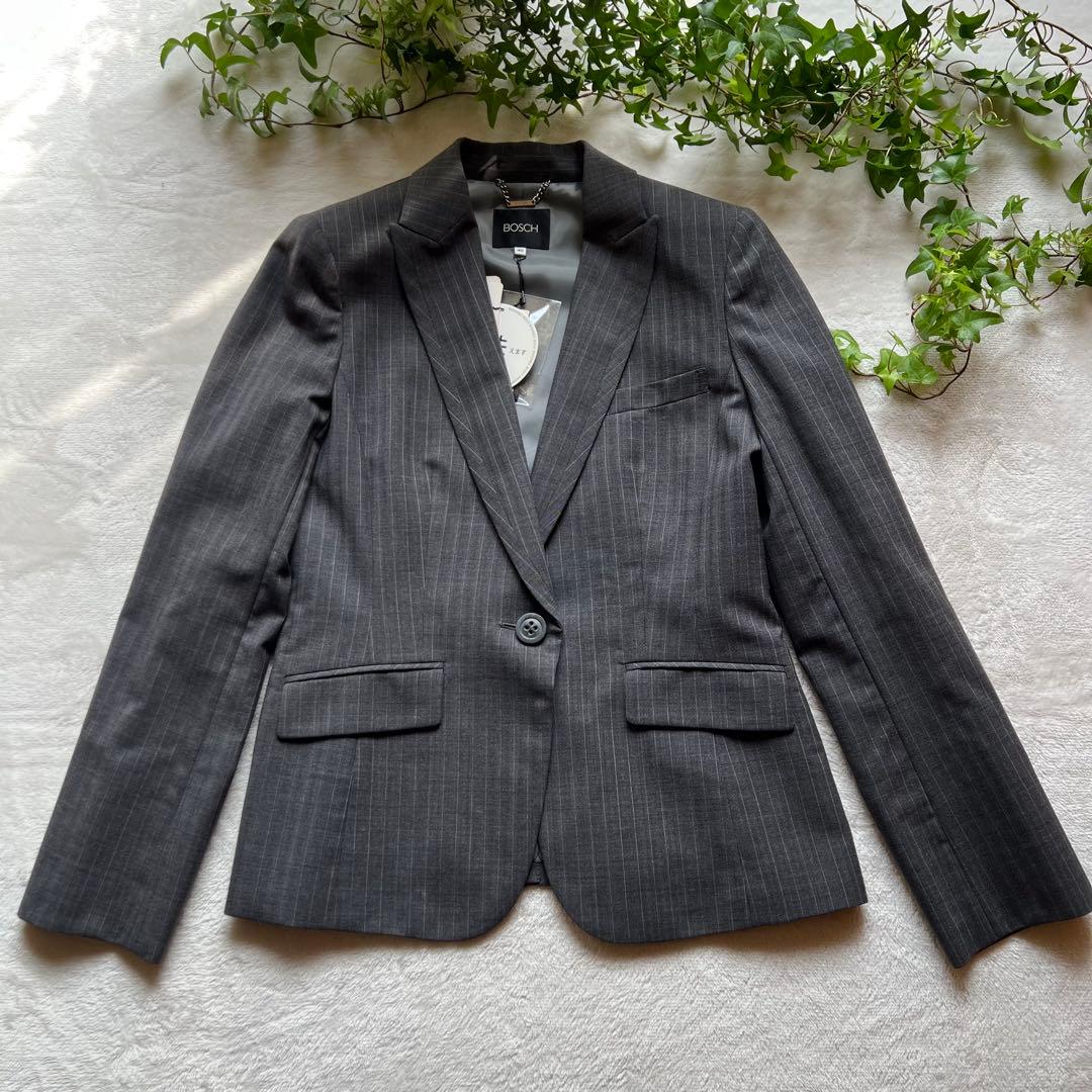 新品タグ付き　洗える　BOSCH ストライプ　パンツスーツ　40号　グレー