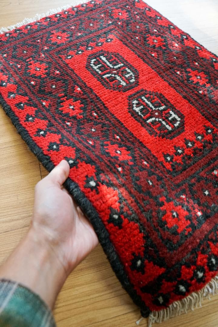 Chocotoypuトルクメン 手織り絨毯 トライバルラグ