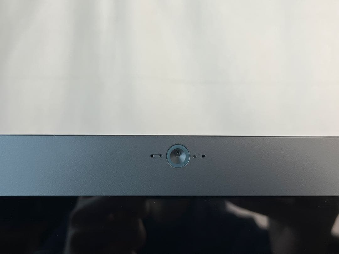 LG 27MD5KL 27インチモニターThunderbolt 3 Webカメラ