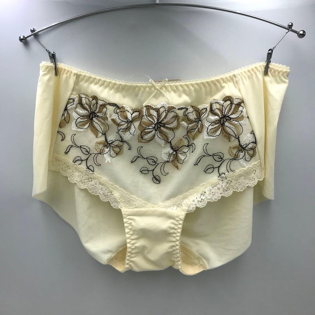 F80/L トリンプ　天使のブラ　スリムライン544