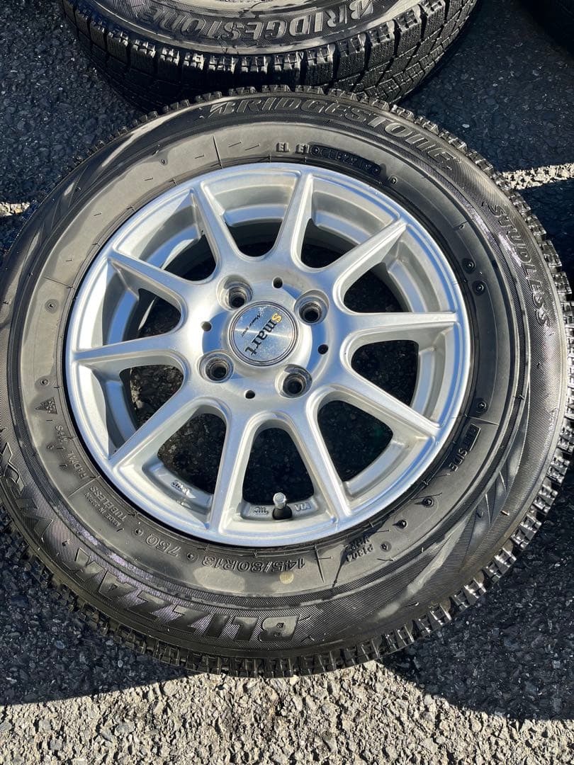 安さに挑戦　軽自動車用スタッドレスタイヤ4本セット