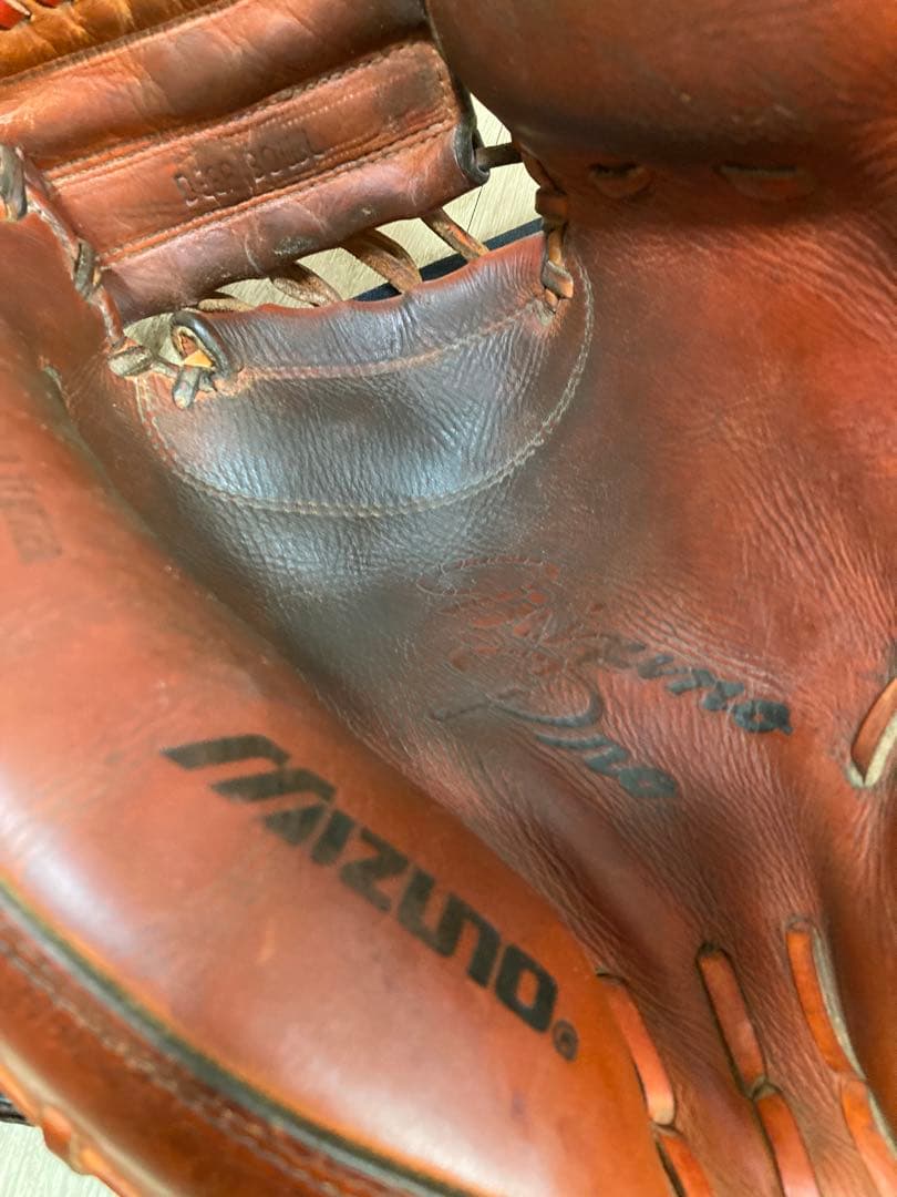 1584様用　硬式　キャッチャーミット　クレストハイドヨーロピアンキップレザー