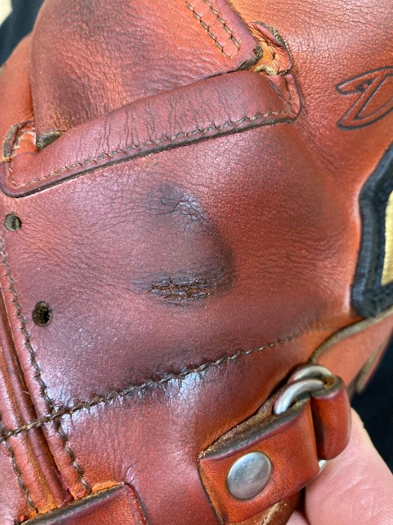 1584様用　硬式　キャッチャーミット　クレストハイドヨーロピアンキップレザー