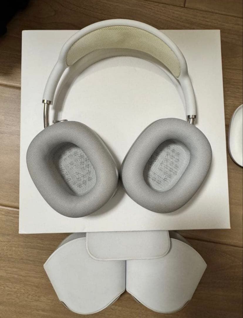 Apple AirPods Max シルバー　正規品　ほぼ新品　値段交渉⭕️