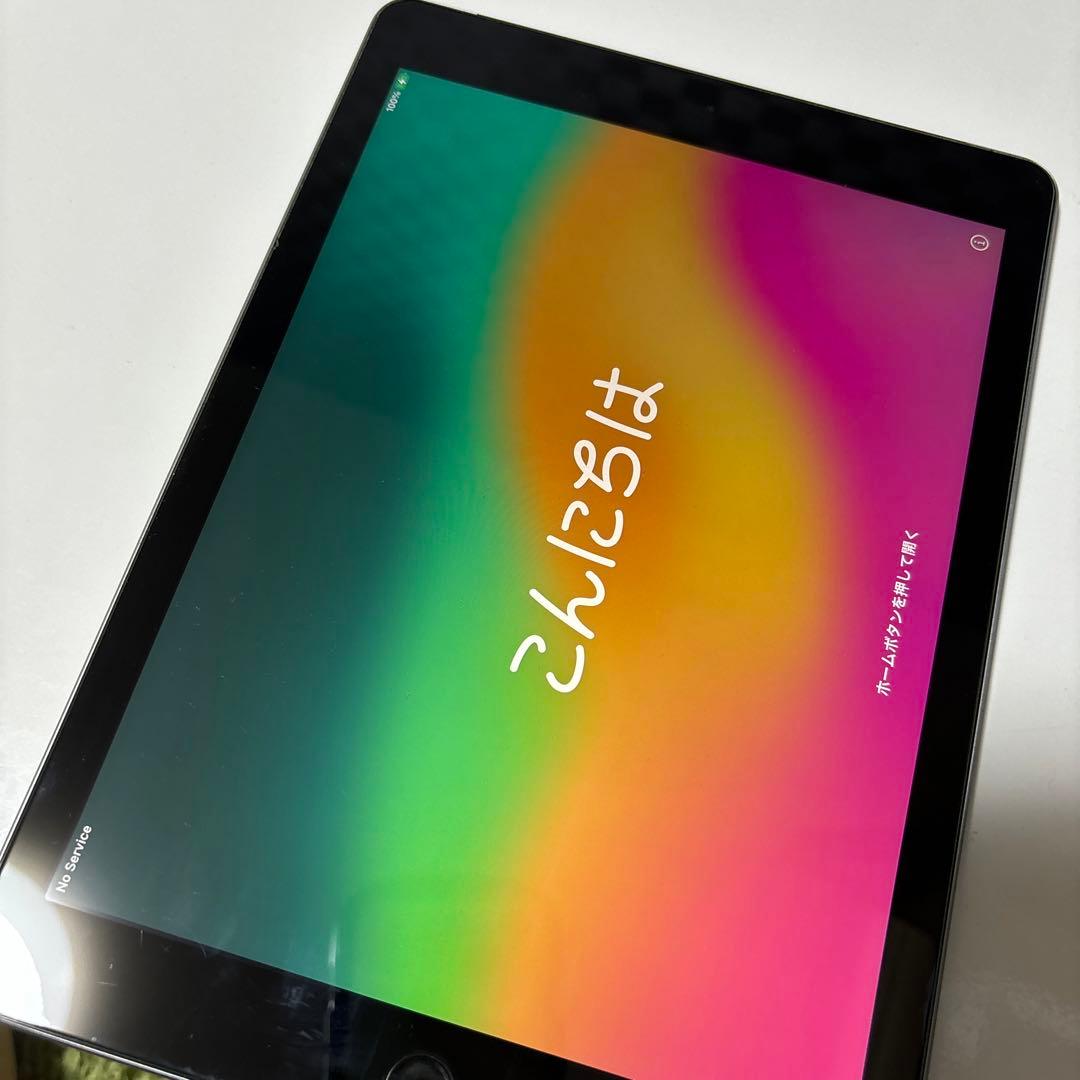 あ*ま様 Apple iPad 第6世代32gb Wi-Fi+Cellular