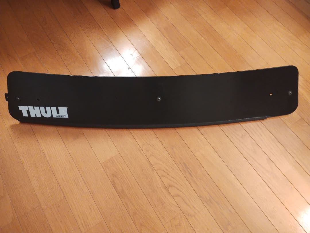 THULE フェアリング スクエアバー用　約横108cm、縦20cm