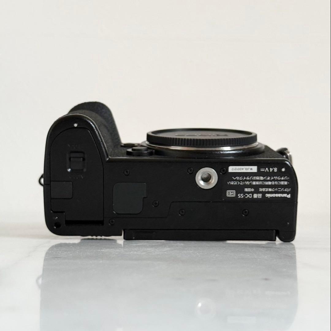 Panasonic LUMIX S5 ボディ フルサイズミラーレス 付属品完備