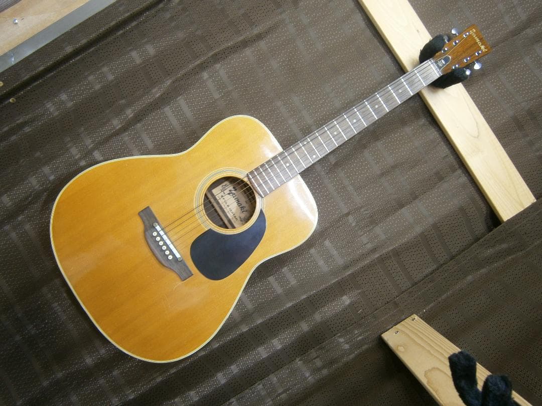 期間限定特価・ヤマキ・YAMAKI＜F-115＞日本製・0フレット・筆記体ロゴ