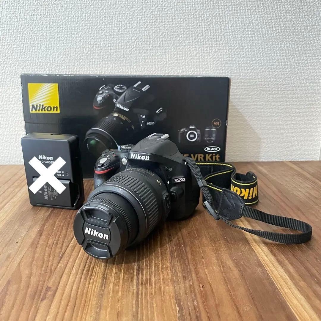 Nikon D5200 一眼レフカメラ