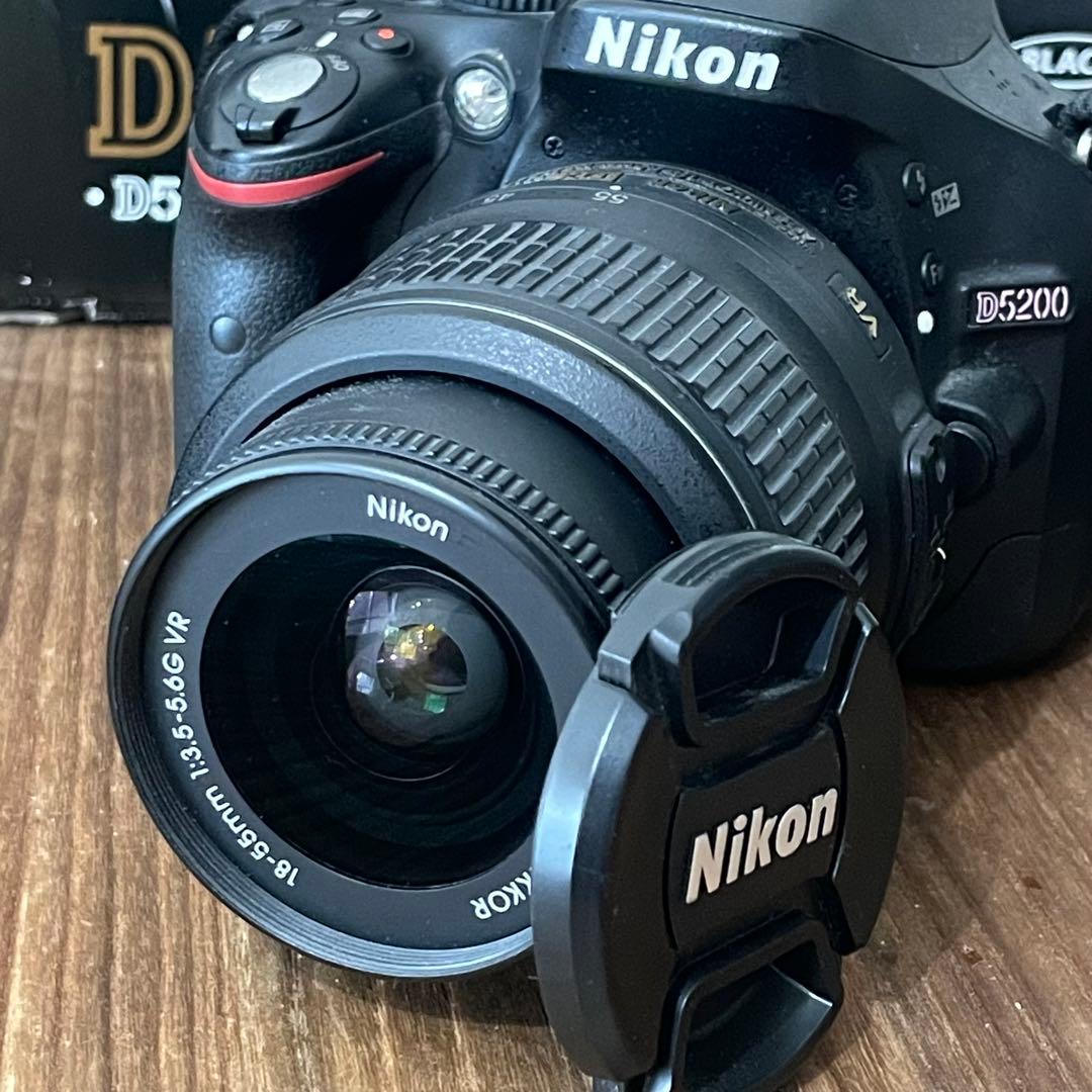 Nikon D5200 一眼レフカメラ