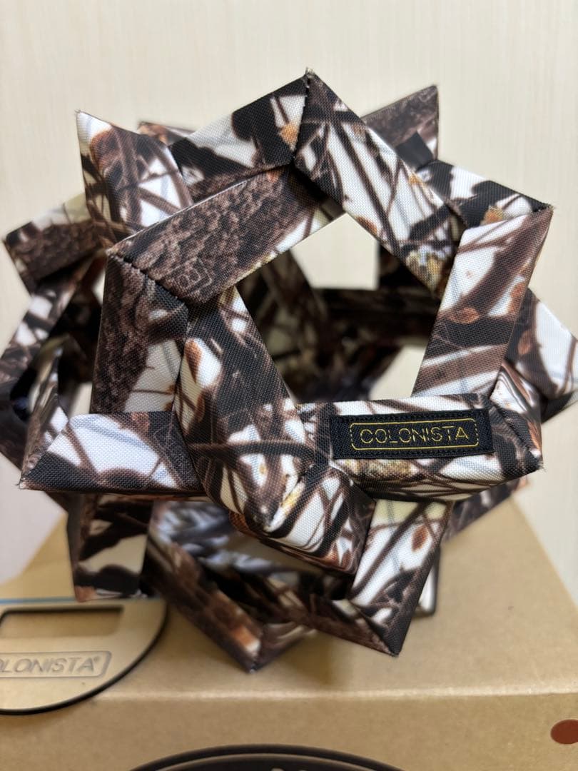 oman10 リアルツリー柄