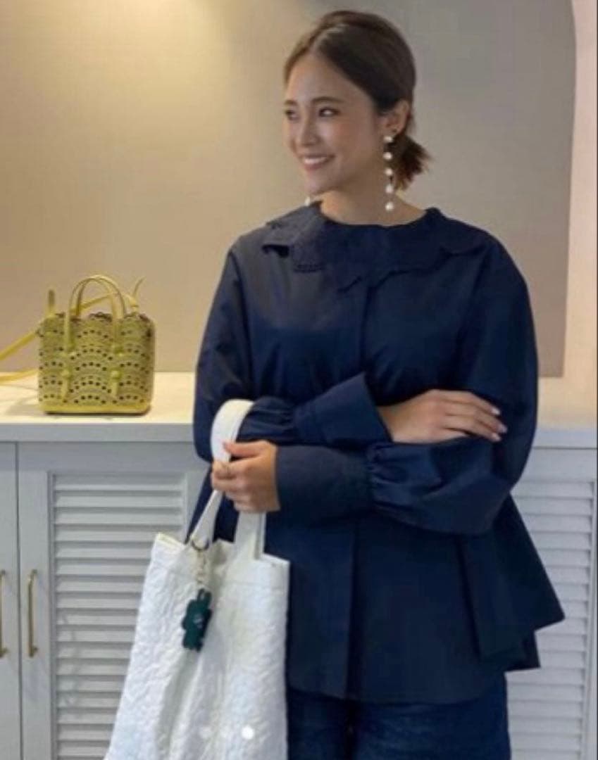 【新品タグ付き】完売品✨️ロージーモンスター ハニービー 長袖 ブラウス