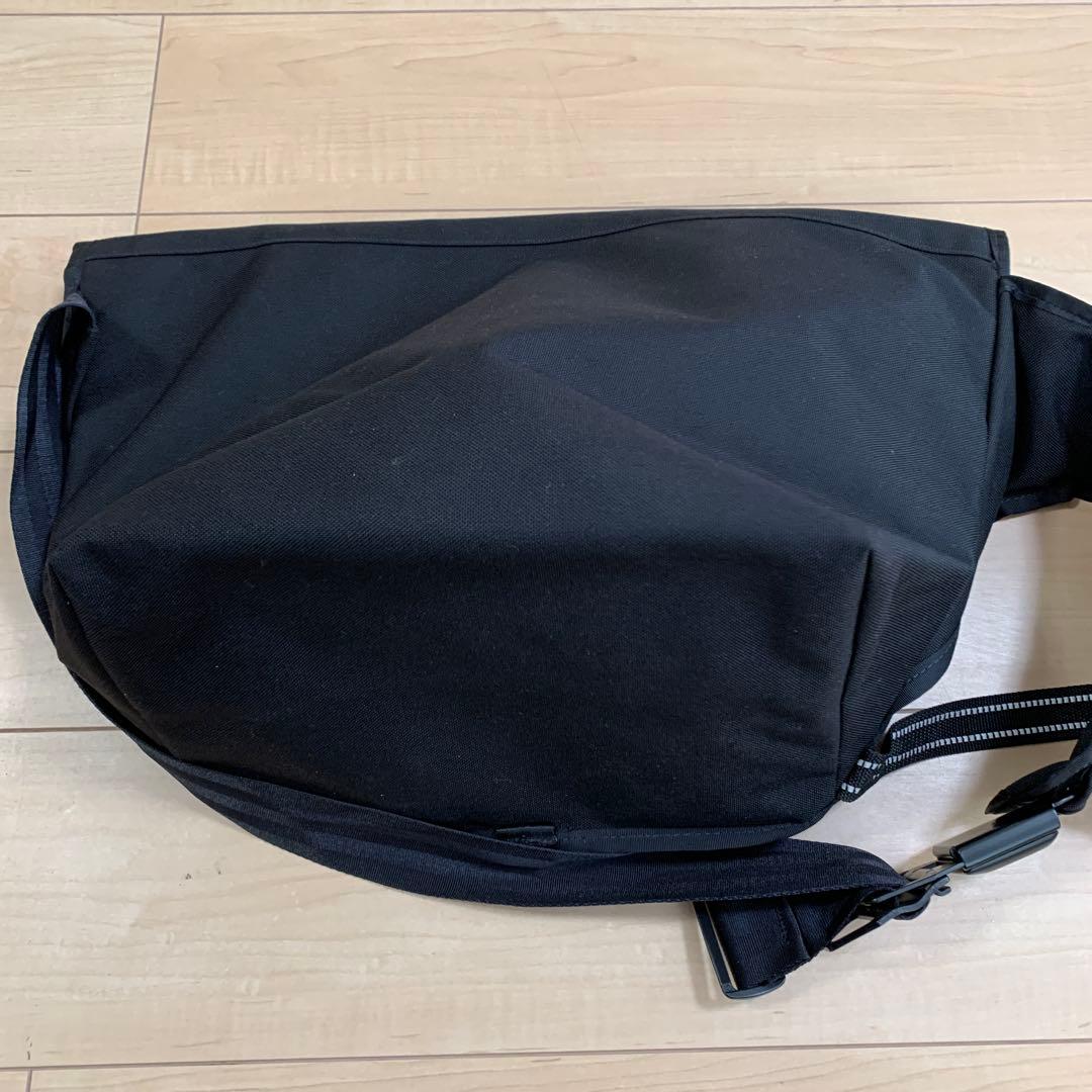 【美品】CHROME ミニメトロ　メッセンジャーバッグ　20.5L ブラック