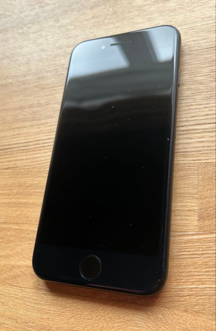 携帯電話本体 iPhone SE 128GB