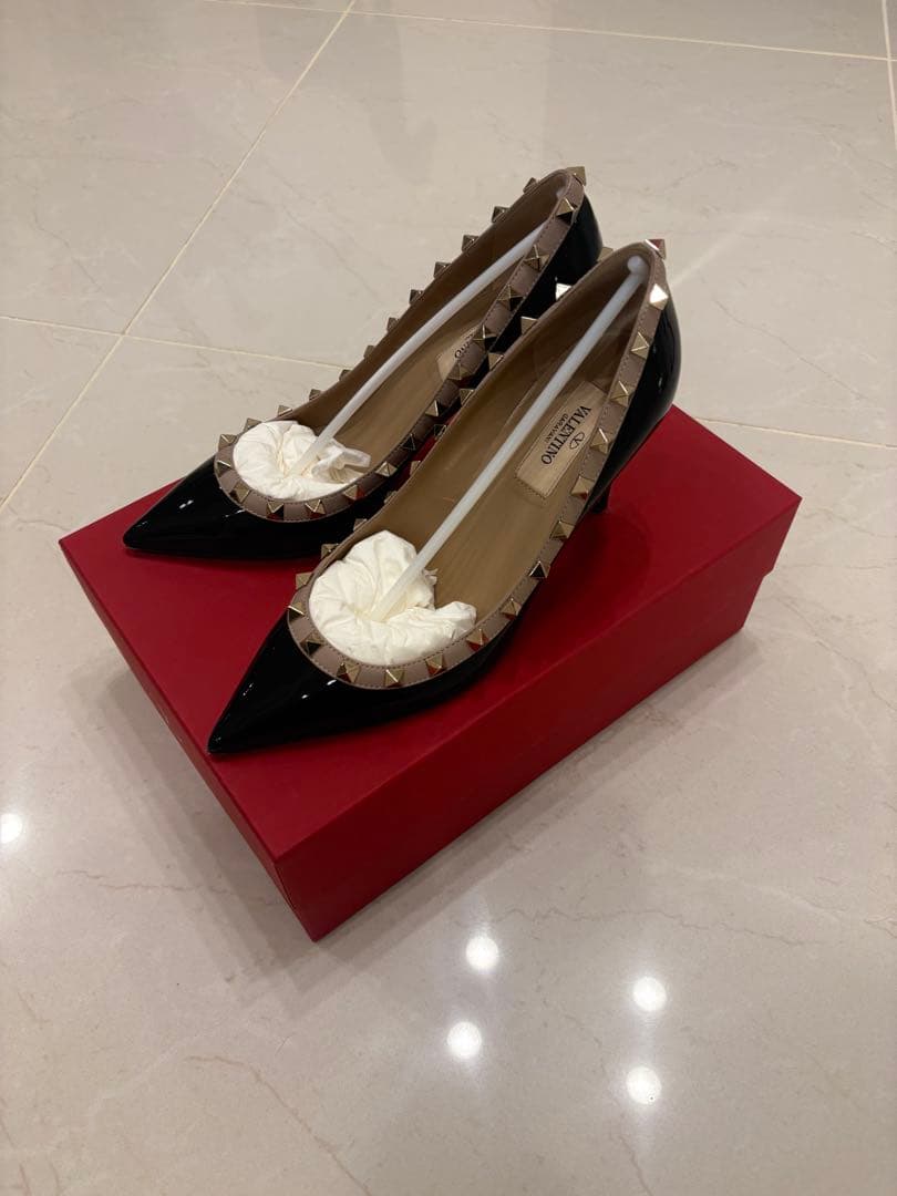 VALENTINO ヴァレンティノ スタッズ ヒール