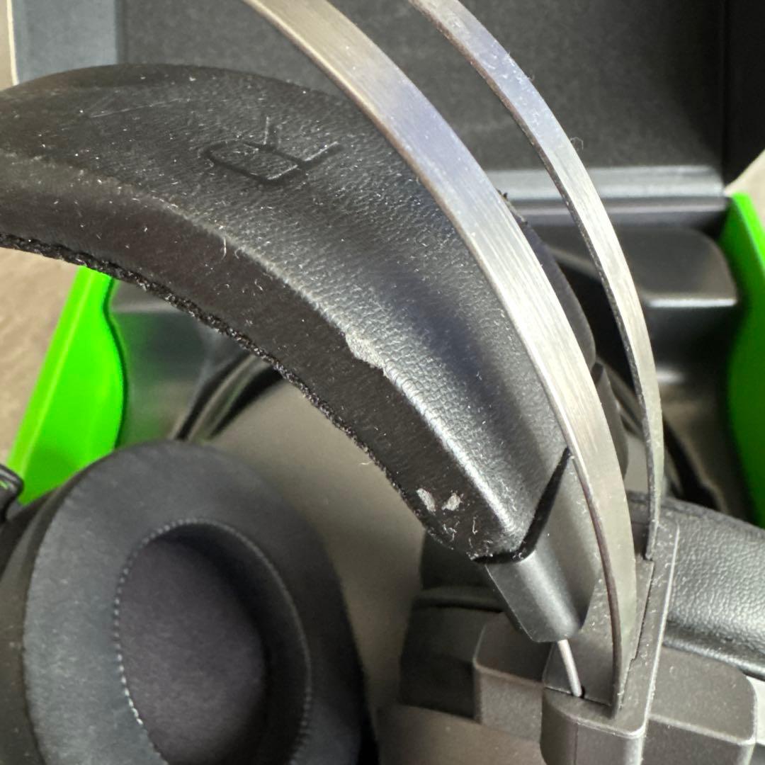 RASER NARI ULTIMATE ワイヤレスゲーミングヘッドセット