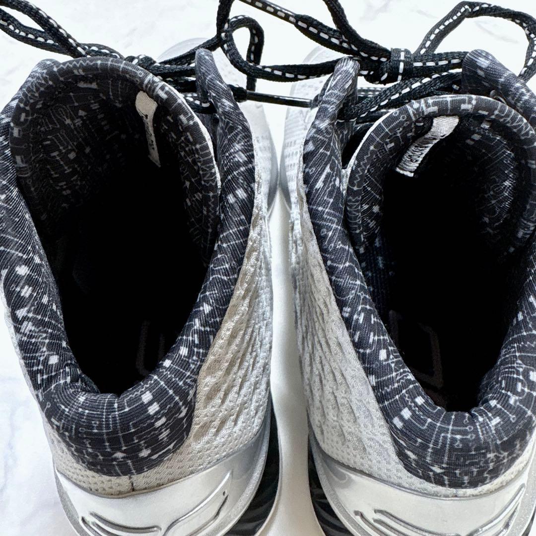 新品未使用 UNDER ARMOUR CURRY1 BHM バッシュ27.5cm