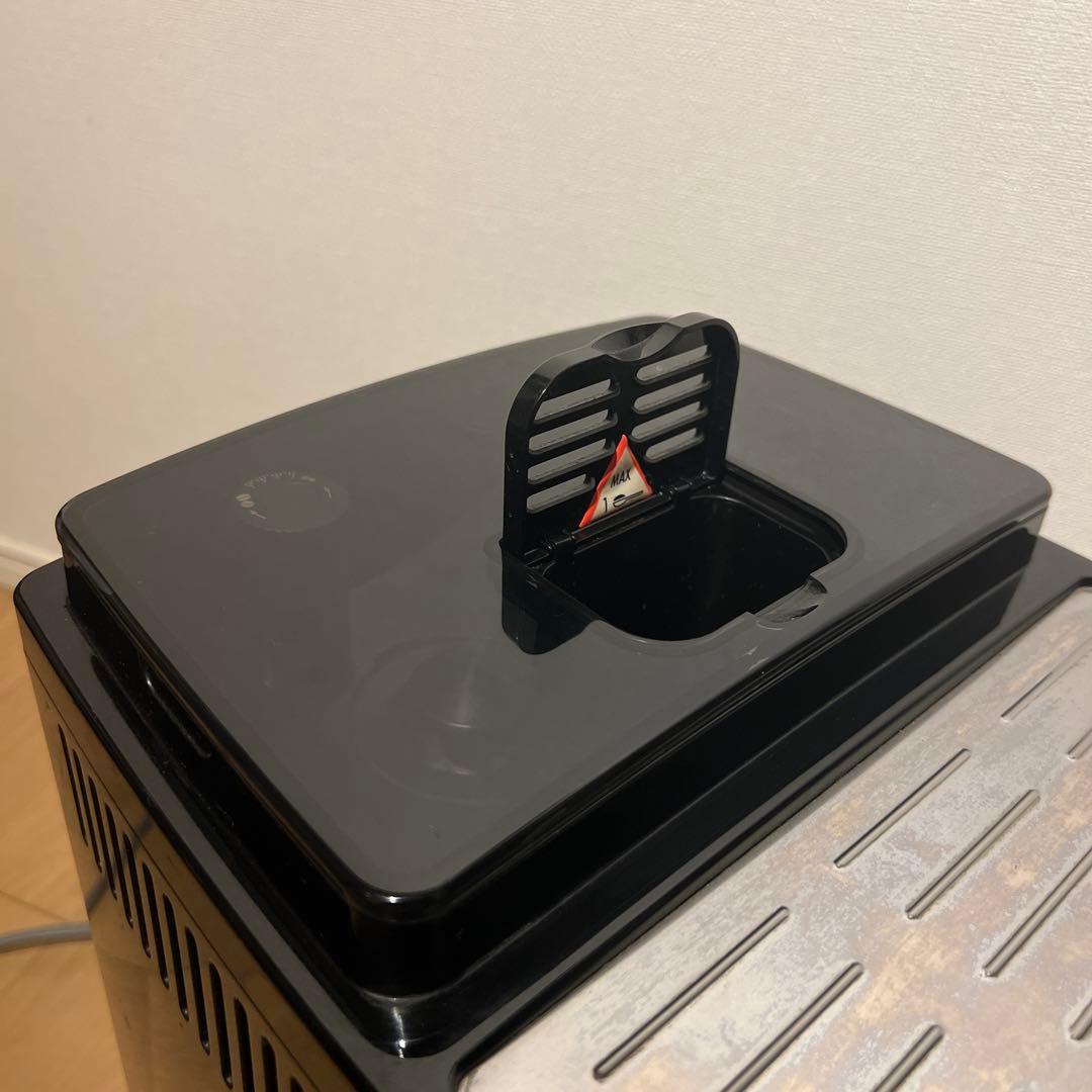 デロンギ　マグニフィカS　コンパクト全自動エスプレッソマシンECAM23120B