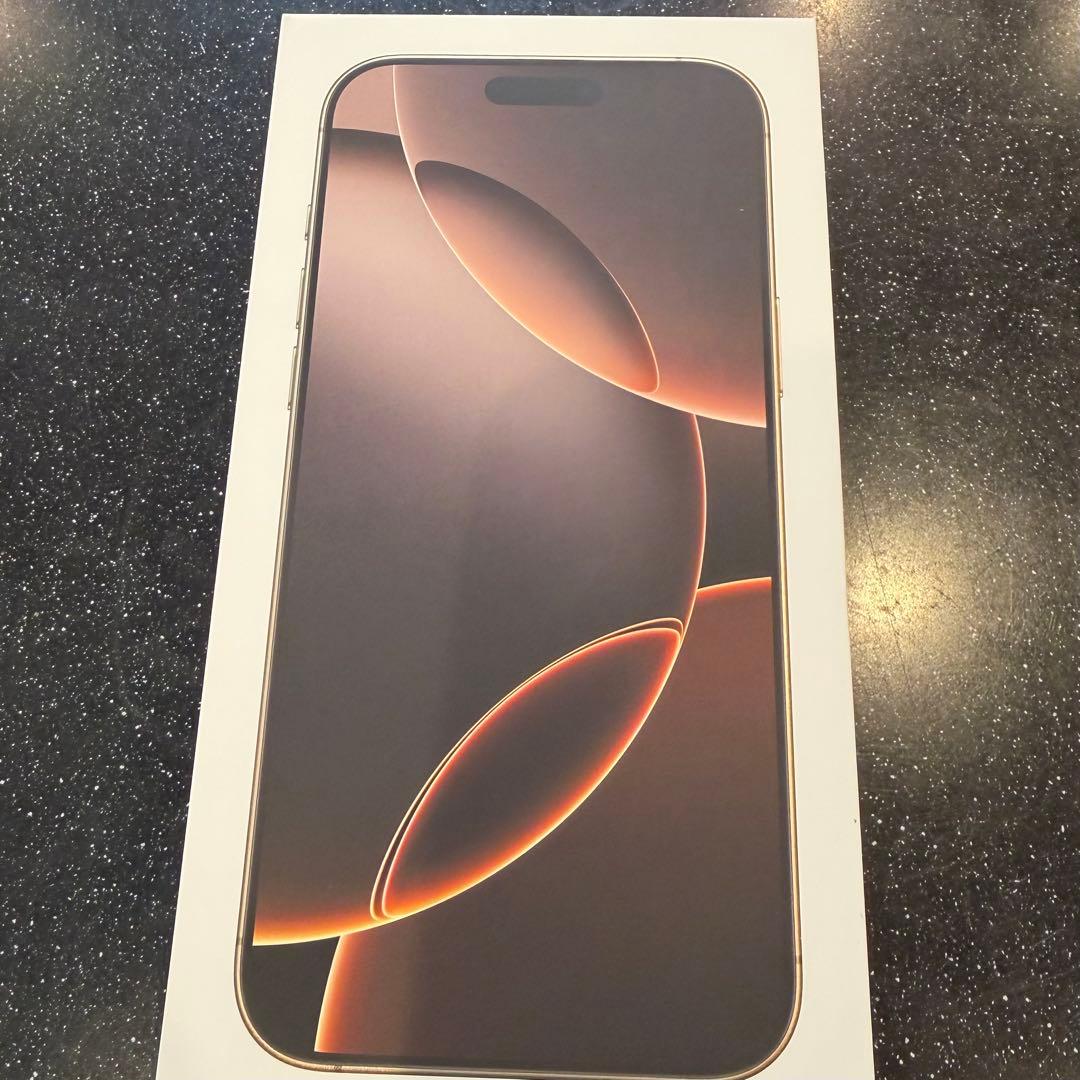 【超美品】iPhone 16 Pro Max ゴールド 本体