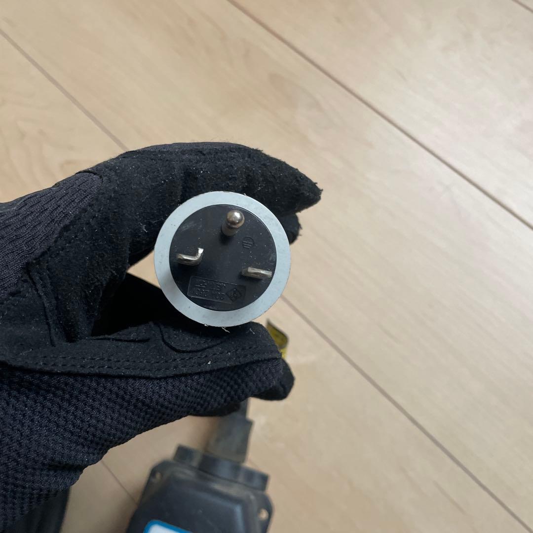 NISSAN EV リーフ充電ケーブル