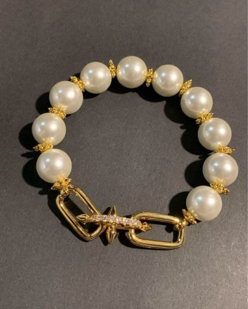 スパイクパールブレスレット