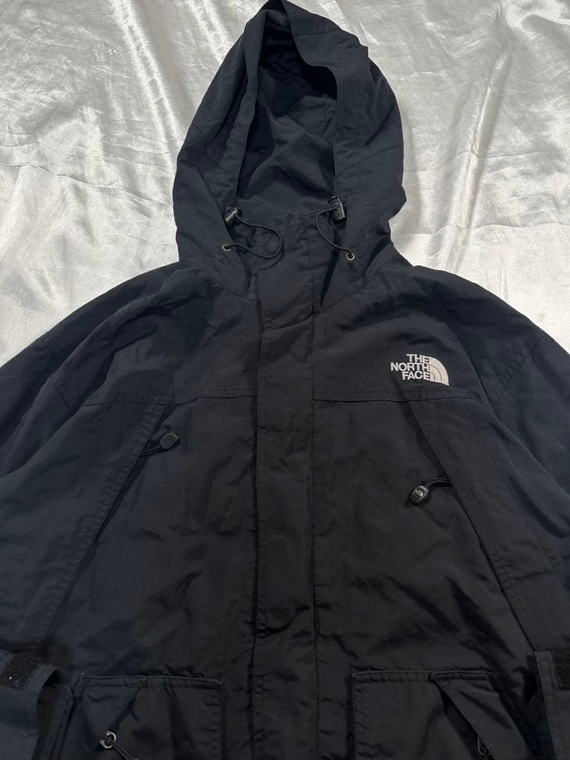 THE NORTH FACE マウンテンパーカー　ナイロンジャケット