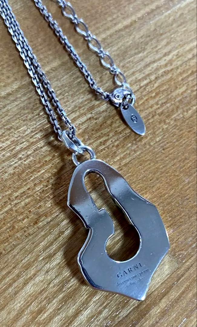garni ネックレス