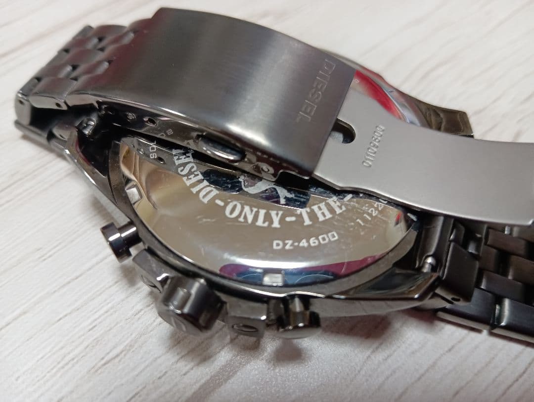 【値下げ】DIESEL DZ-4600 美品 クロノグラフ 腕時計 ブラック