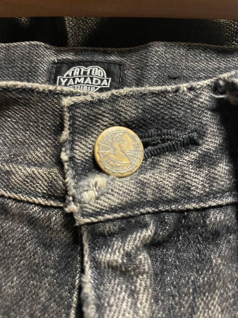 進藤大輝TSY RIPPED WIDE STRAIGHT BLACK