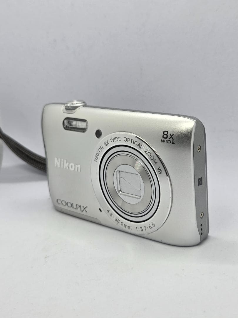 【スマホ転送OK】ニコン Nikon COOLPIX S3700 シルバー