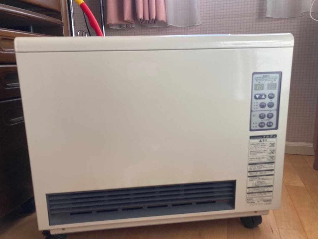 蓄熱式電気暖房機　アルディ　RDF-1040M
