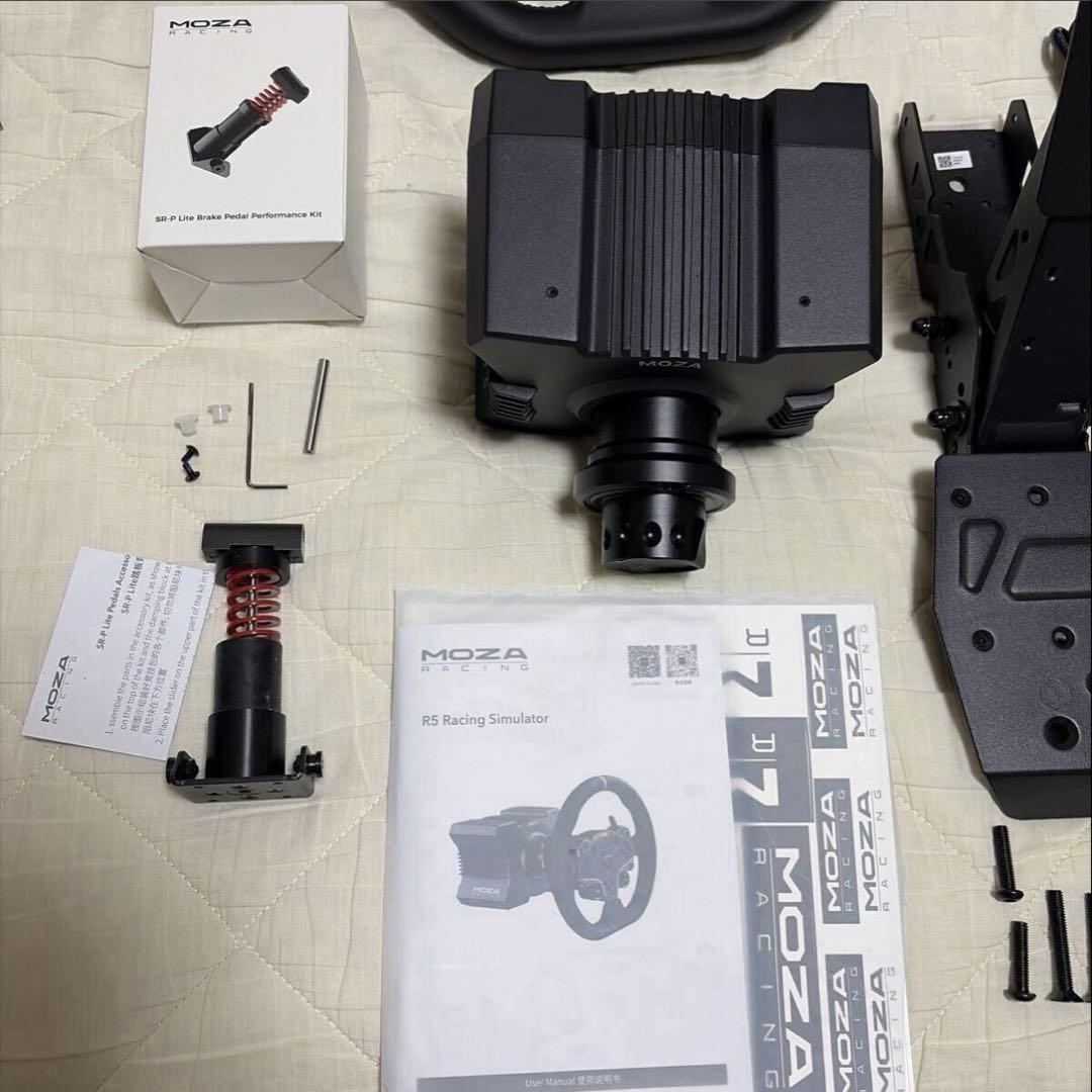 MOZA Racing R5 ブレーキパフォーマンスキット　付属