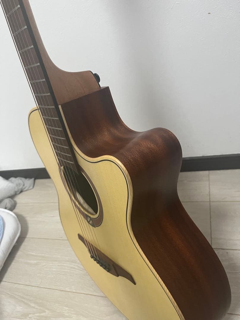 最終値下げ アコースティックギター T70ACE