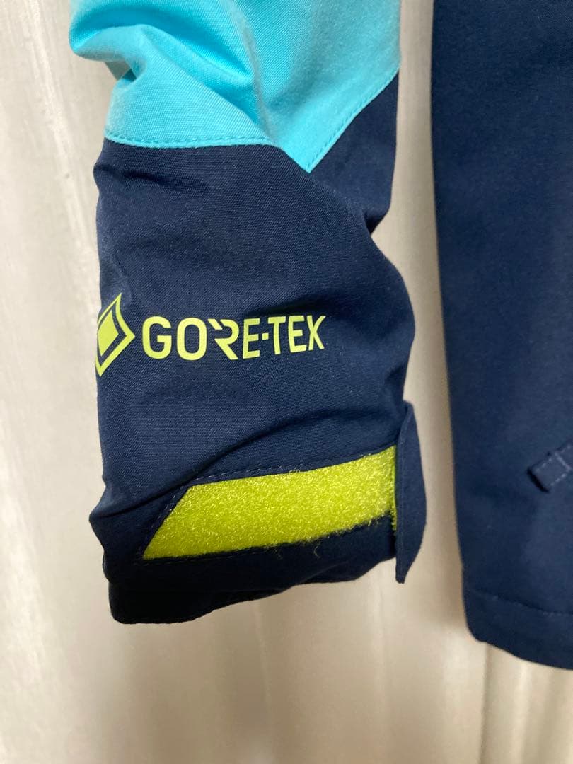 【美品】BURTON GORE-TEX 子供用スノーボードウェア　上下セット