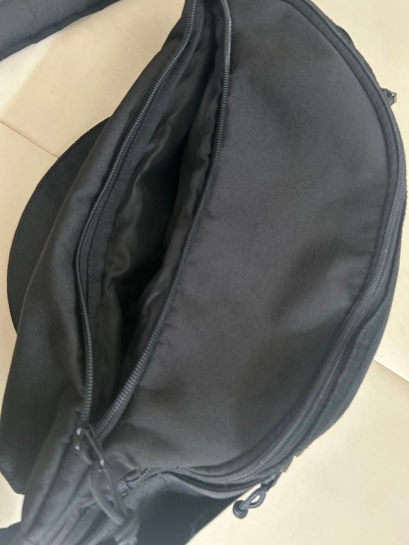 hug育バッグ　DDicho 抱っこもできるショルダーバッグ