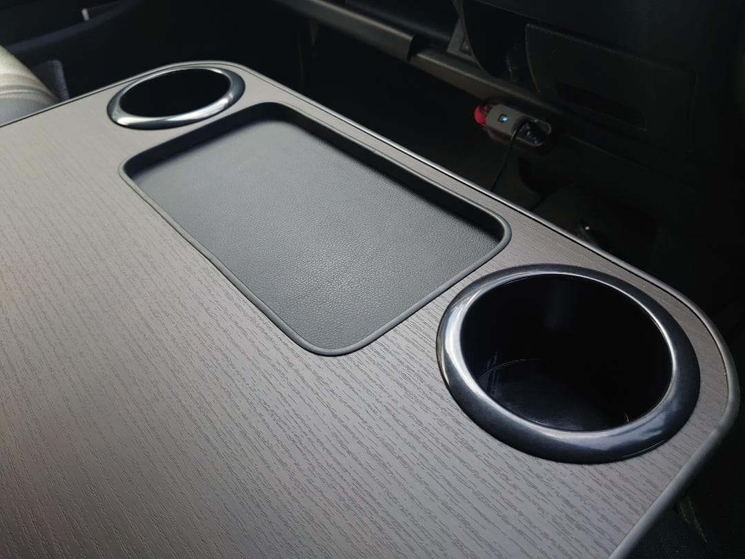 ハイエース ワイド用 フラットテーブル 前後トレイ付き 天板ネジ穴無し 新品