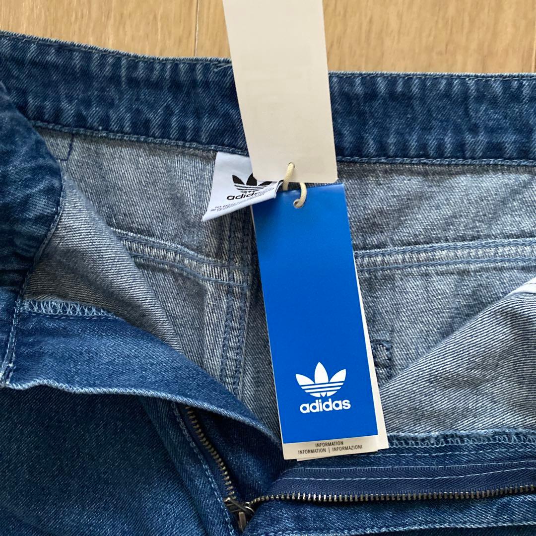 新品未使用　アディダス adidas デニム パンツ3432