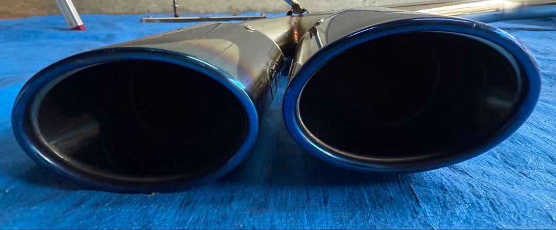 ※1発送も可。アルファード・ヴェルファイアGANADOR ４本出し