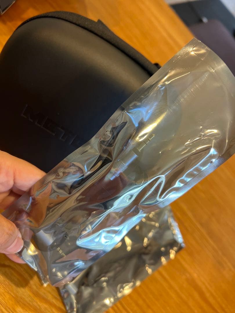 METERS OV-1ヘッドホン メーターズ 有線