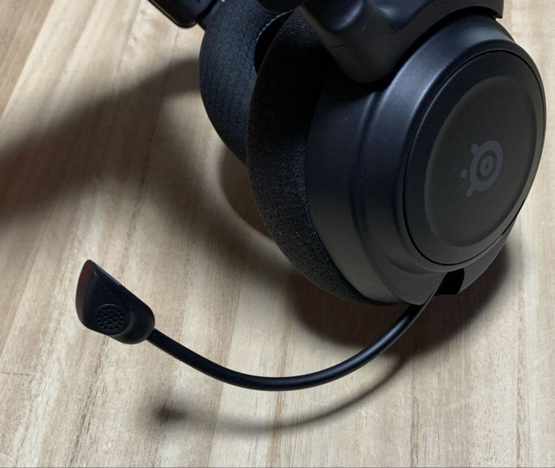 【美品】ヘッドホンSteelSeries Arctis Nova 7ワイヤレス