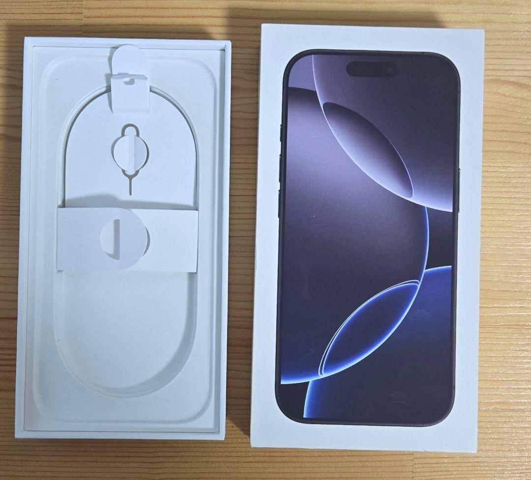 Apple iPhone 16 Pro ブラックチタン 512GB