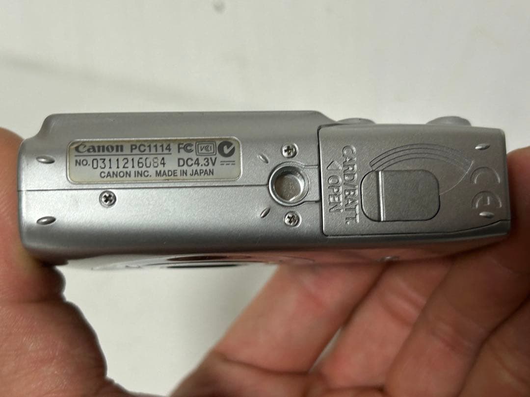 デジタルカメラ Canon IXY digital 600