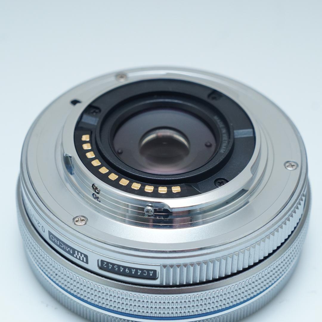 ★動画でも大満足★オリンパス14-42mm EZ パンケーキ　シルバー