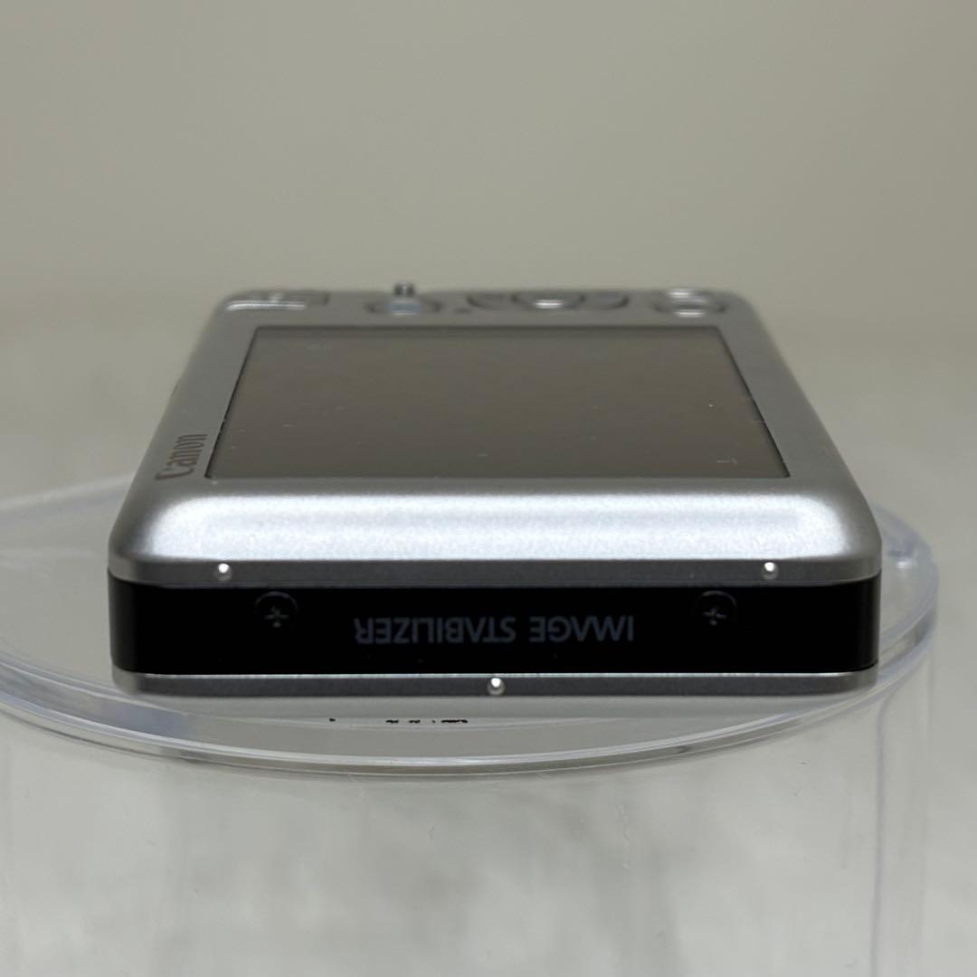 Canon カメラ　IXY 220IS PC1430 充電器 箱　コンデジ　可動