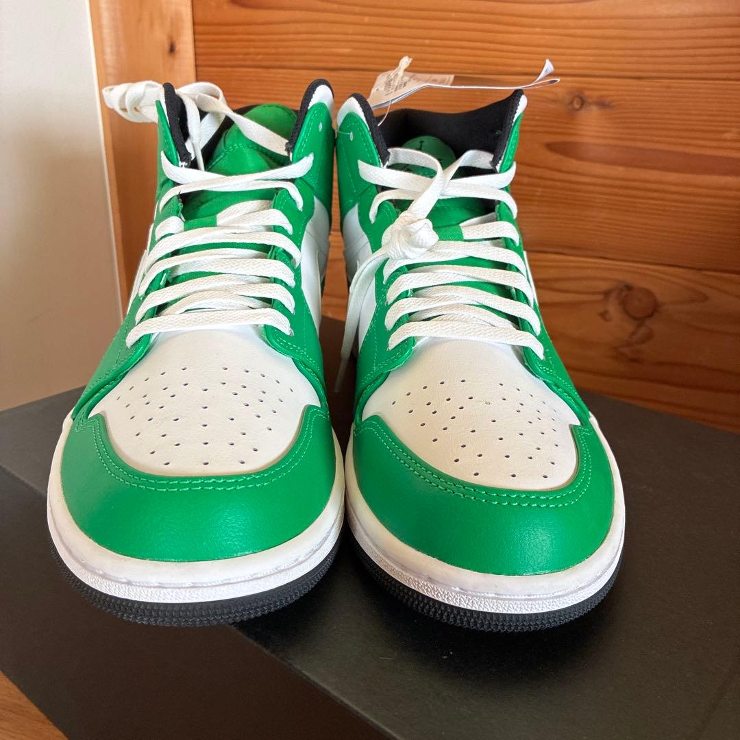 ツ*ツ様 NIKE AIR JORDAN 1 MID 新品未使用　DQ8426