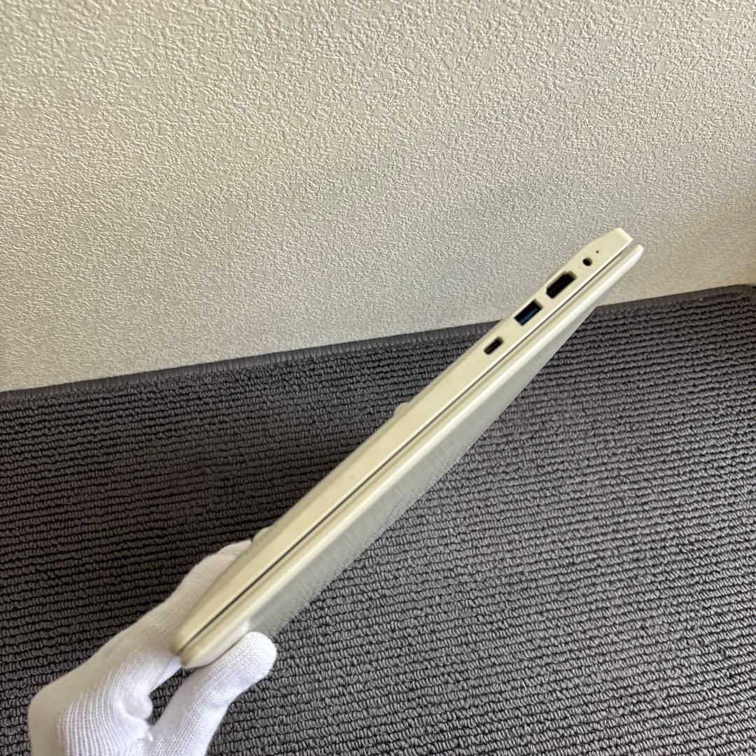 東芝dynabook P2-Y4PB-EW i3-1005G1 メモリ4GB