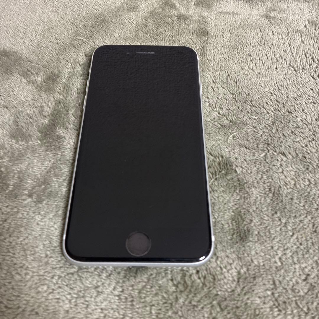Apple iPhone SE第二世代　ホワイト 本体　128G