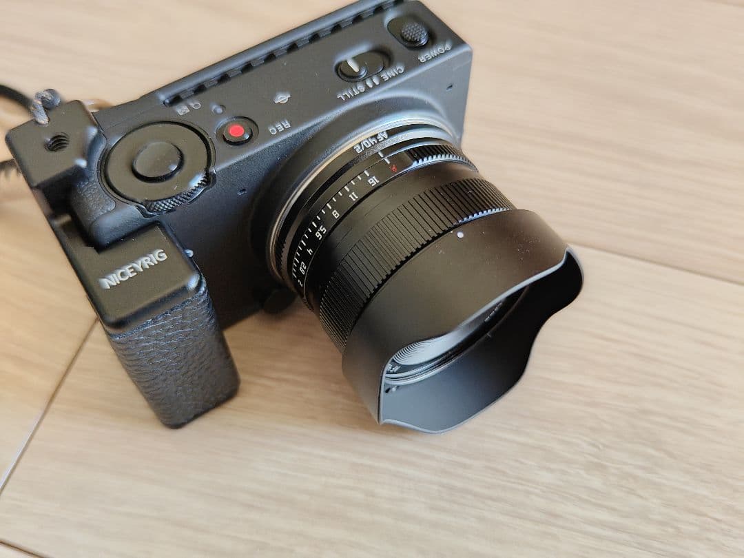 新品未使用 TTArtisan 40mm f2 AF Lマウント